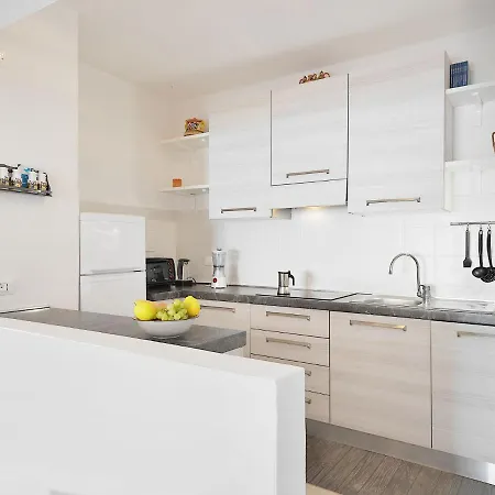 Mimose 2 By Interhome Capo D'arco