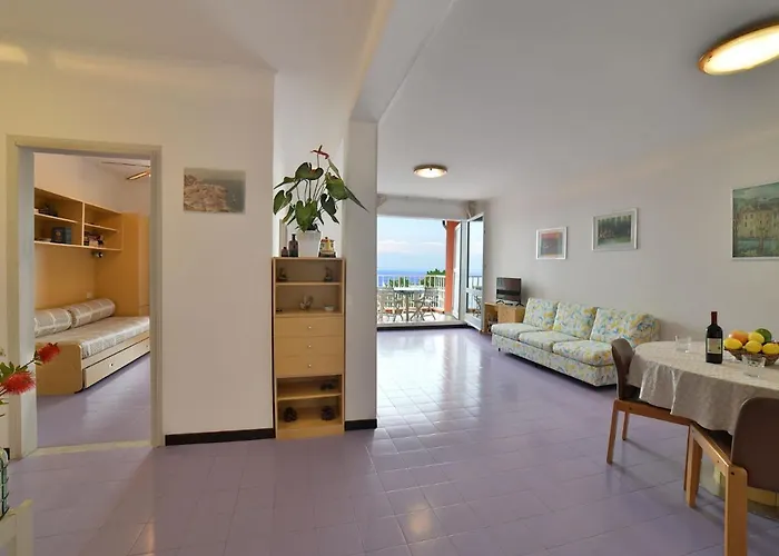 Mimose 2 By Interhome Capo D'arco