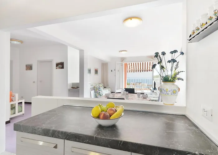 Mimose 2 By Interhome Apartamento Capo D'arco